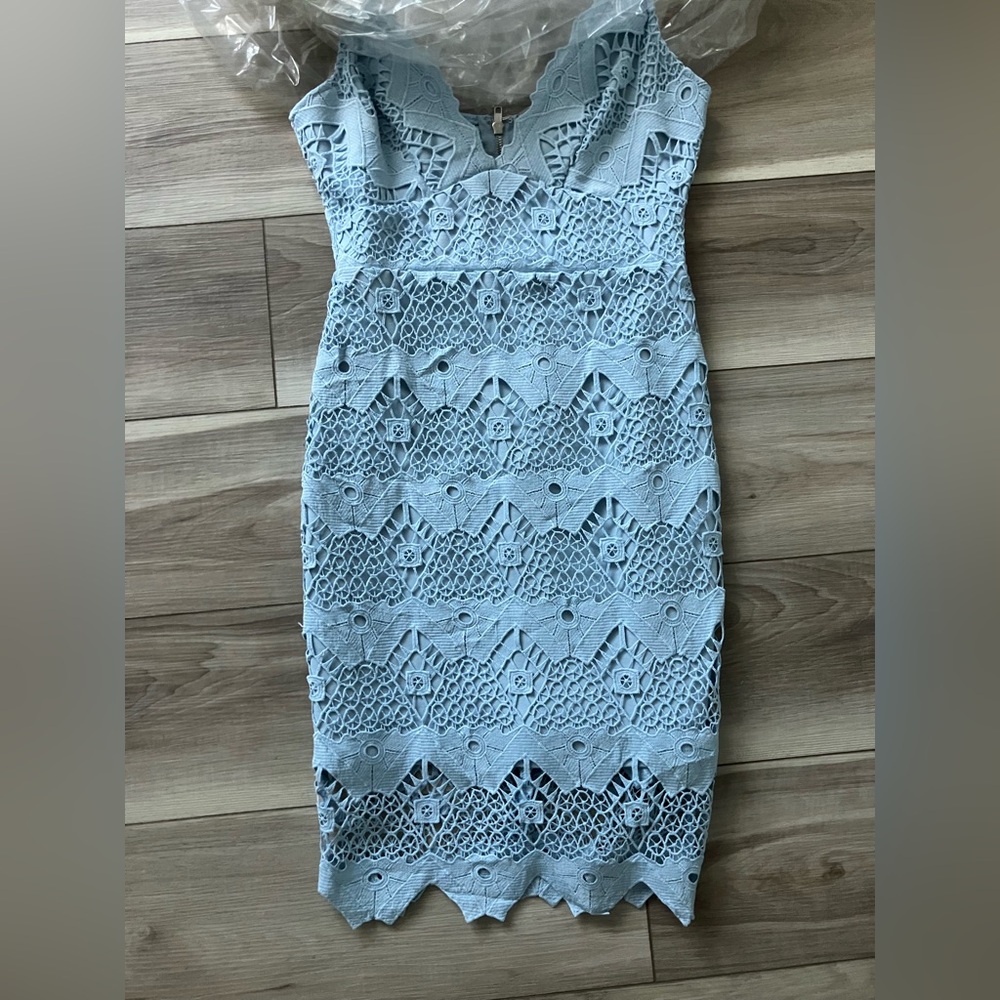 Lulu's Blue Sheath Midi Dress with V-Neck and Cap Sleeves - worn once
